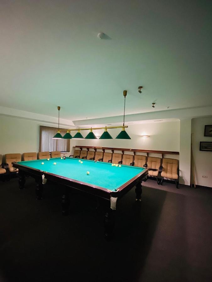 Gerdan Hotel Jaremče Esterno foto