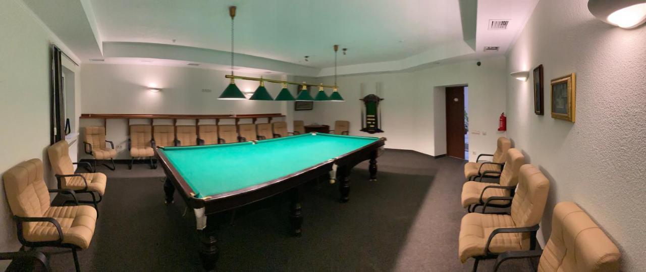 Gerdan Hotel Jaremče Esterno foto